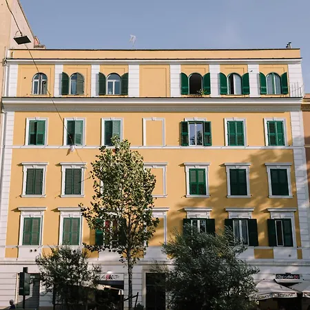 Delizioso In Zona Vaticano Apartamento